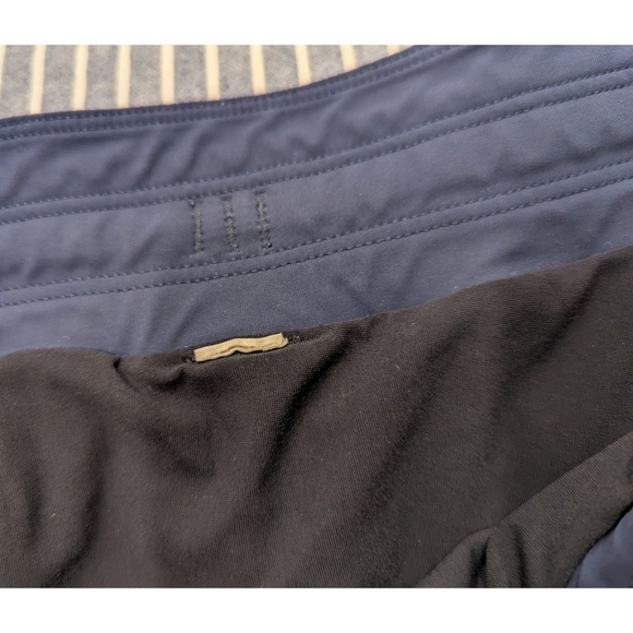 Lululemon Namaste At The Beach Lined In Blue Size XS - Picture 3 of 5